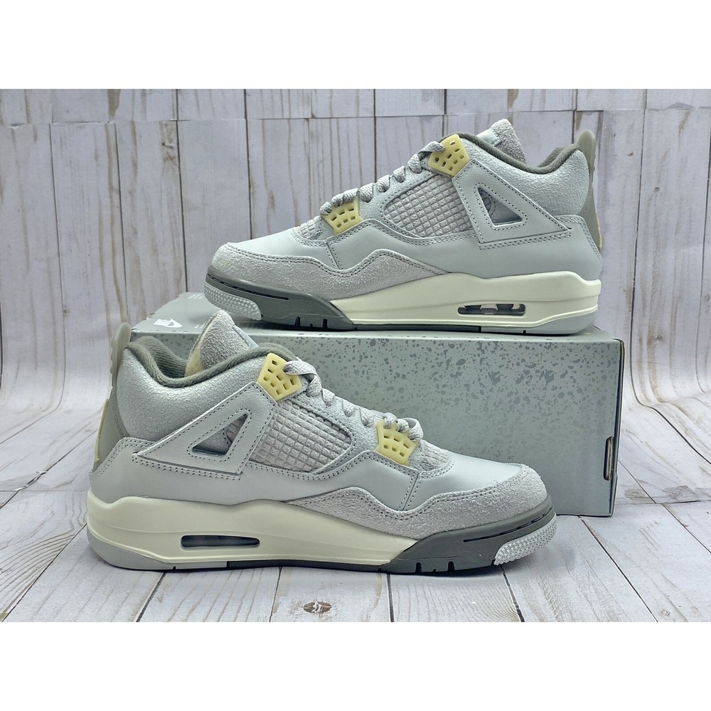 Nike‎ Men's Air Jordan 4 Retro SE Craft Photon Dust Size 3.5 DV3742-021 New